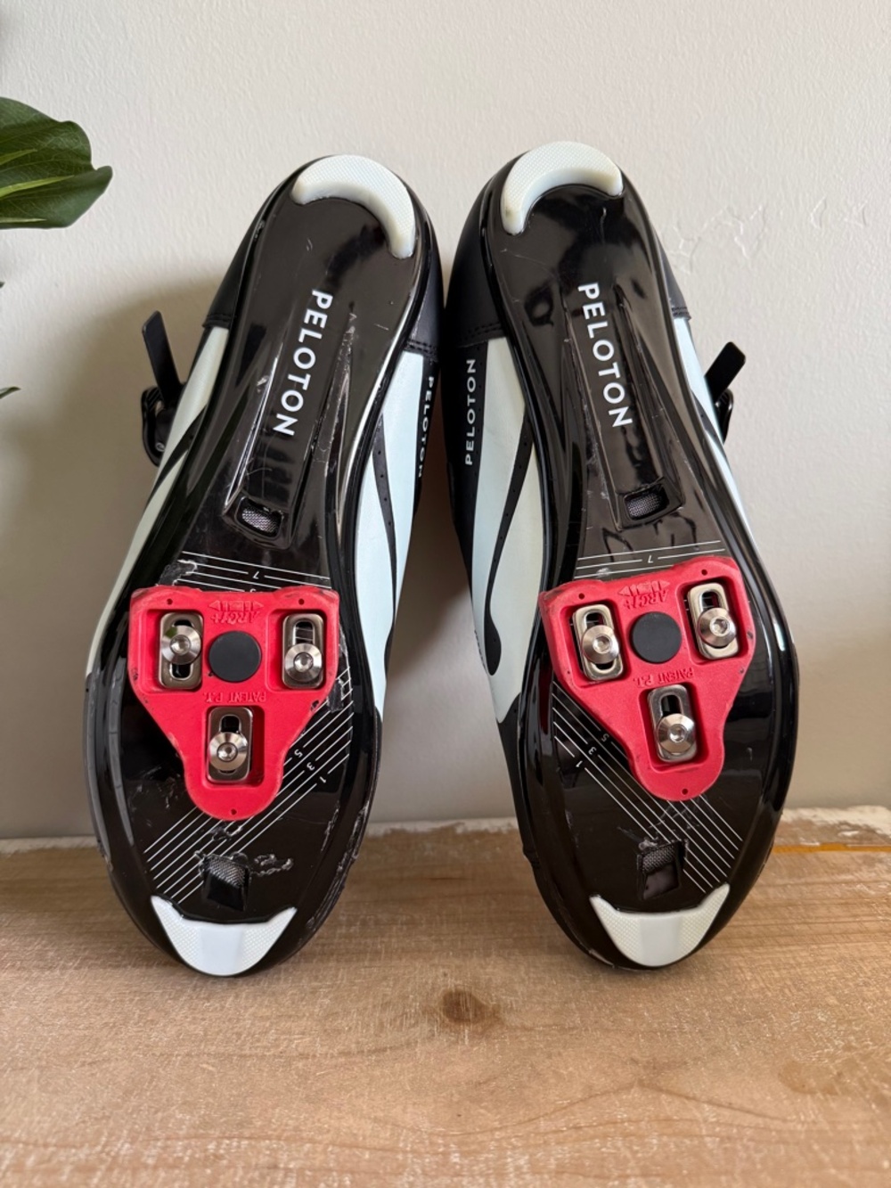 Peloton Cycling Shoes : 45 - Picture 6 of 6